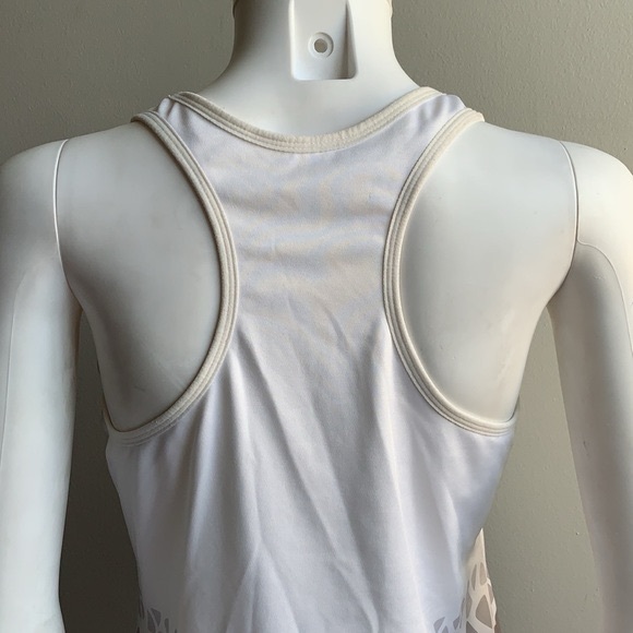 Balance Tank Top Triangle Pattern Large - Picture 5 of 9
